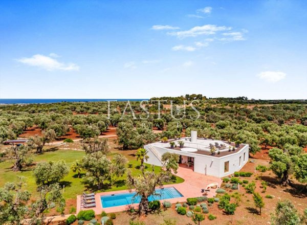 villa in vendita a Carovigno