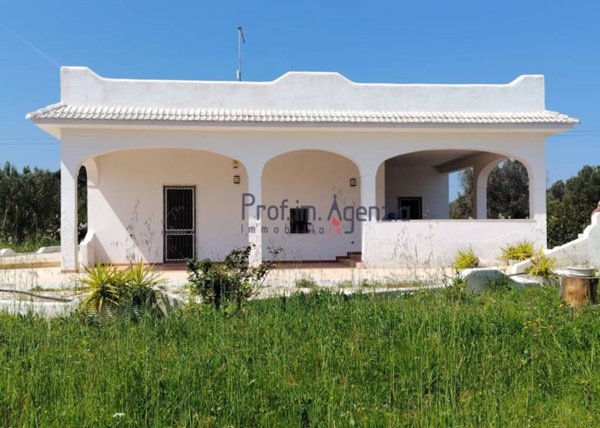 casa indipendente in vendita a Carovigno