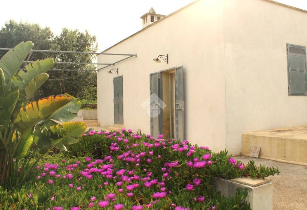 casa indipendente in vendita a Carovigno