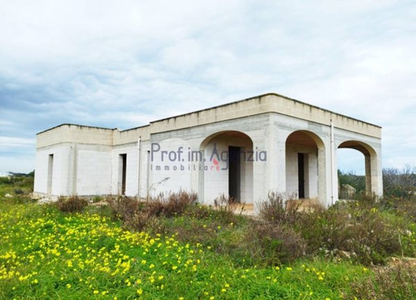 casa indipendente in vendita a Carovigno