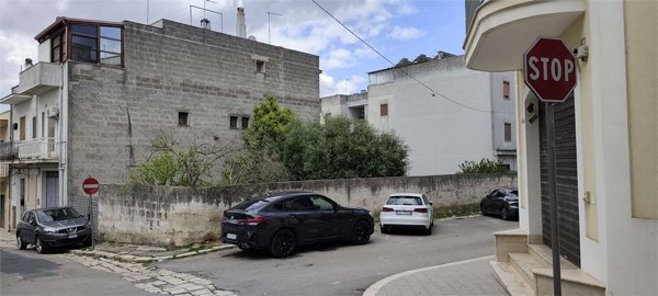 terreno edificabile in vendita a Carovigno