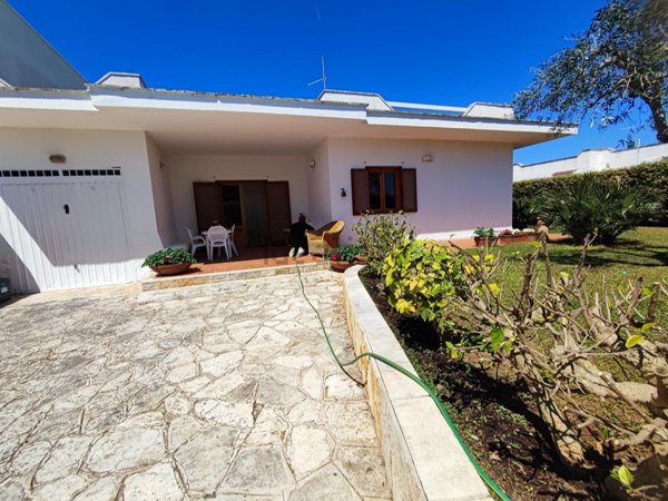 casa indipendente in vendita a Carovigno