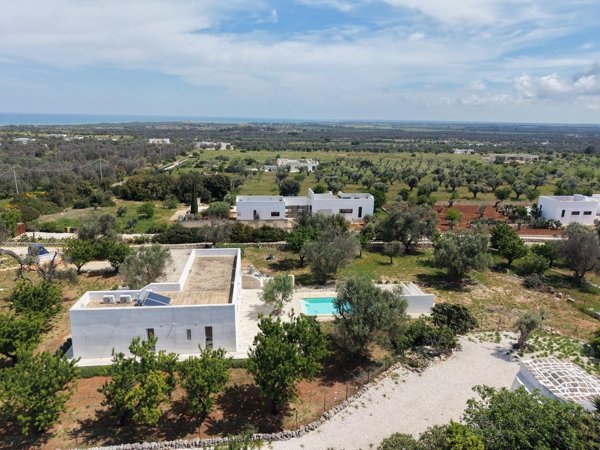 casa indipendente in vendita a Carovigno