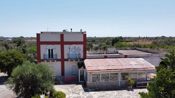 casa indipendente in vendita a Carovigno in zona Serranova