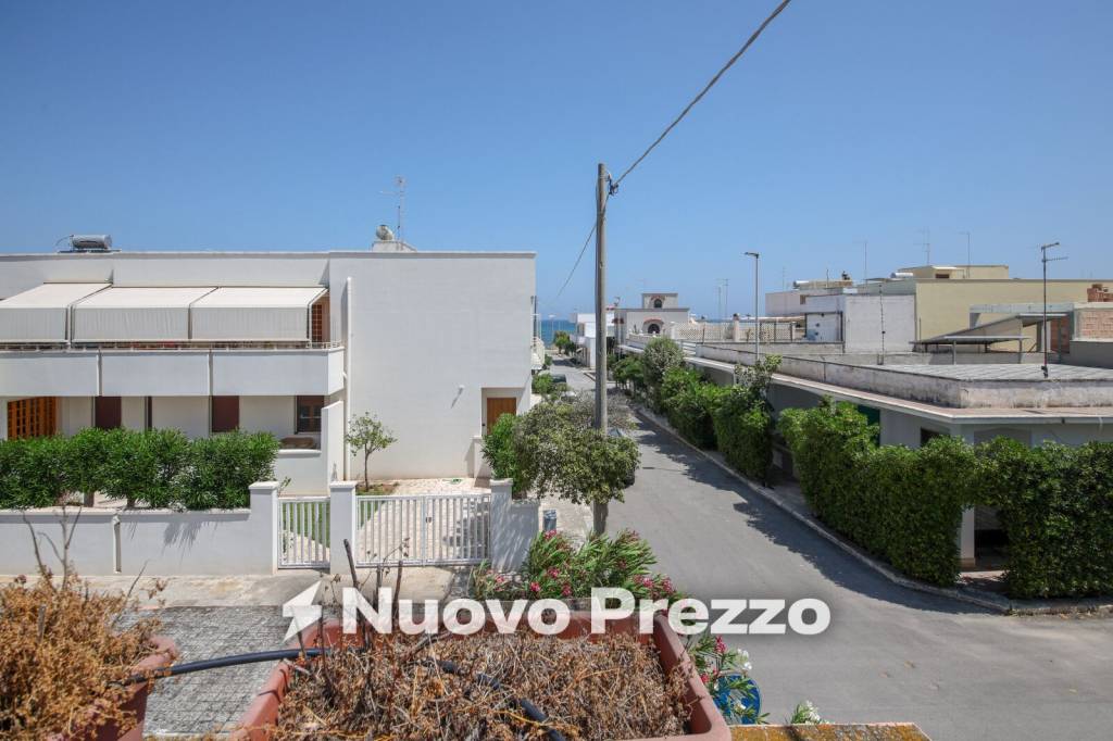 casa indipendente in vendita a Carovigno in zona Torre Santa Sabina