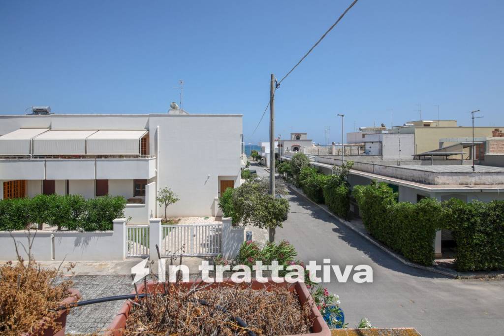 casa indipendente in vendita a Carovigno in zona Torre Santa Sabina