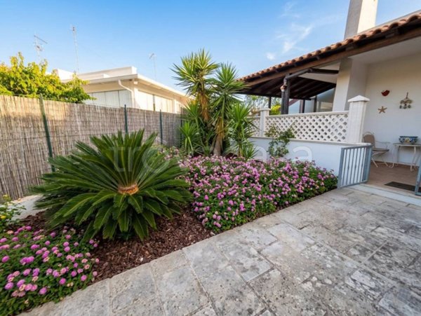 casa indipendente in vendita a Carovigno