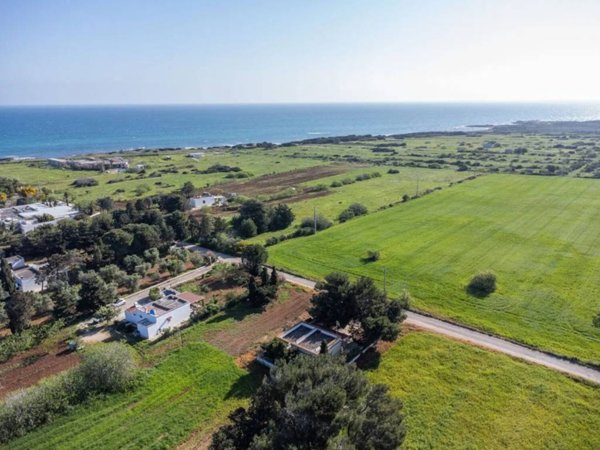 casa indipendente in vendita a Carovigno