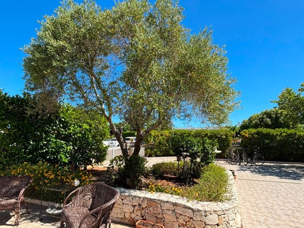 casa indipendente in vendita a Carovigno in zona Torre Santa Sabina