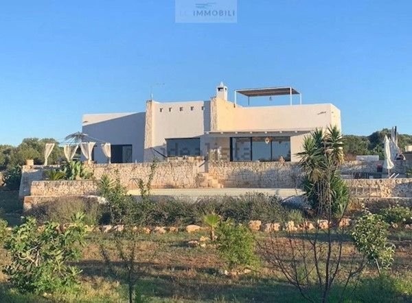 casa indipendente in vendita a Carovigno