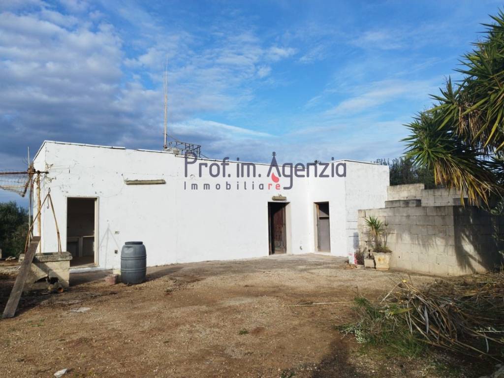 casa indipendente in vendita a Carovigno in zona Serranova