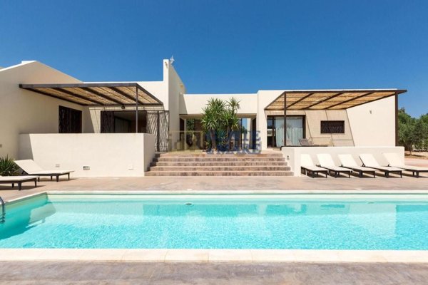 casa indipendente in vendita a Carovigno in zona Torre Santa Sabina