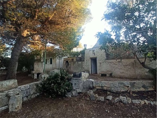 casa indipendente in vendita a Carovigno in zona Serranova