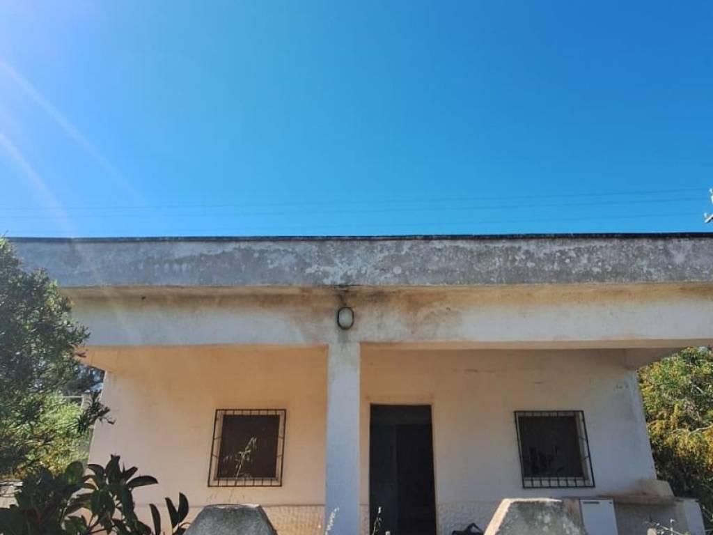 casa indipendente in vendita a Carovigno in zona Serranova