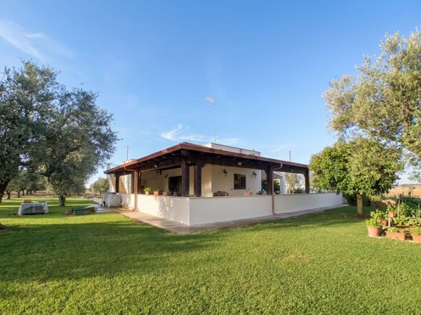 casa indipendente in vendita a Carovigno