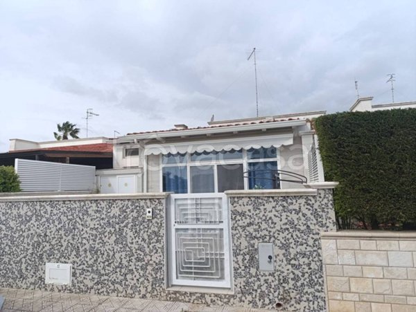 casa indipendente in vendita a Carovigno in zona Serranova