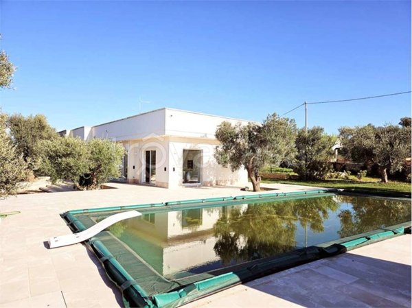 casa indipendente in vendita a Carovigno