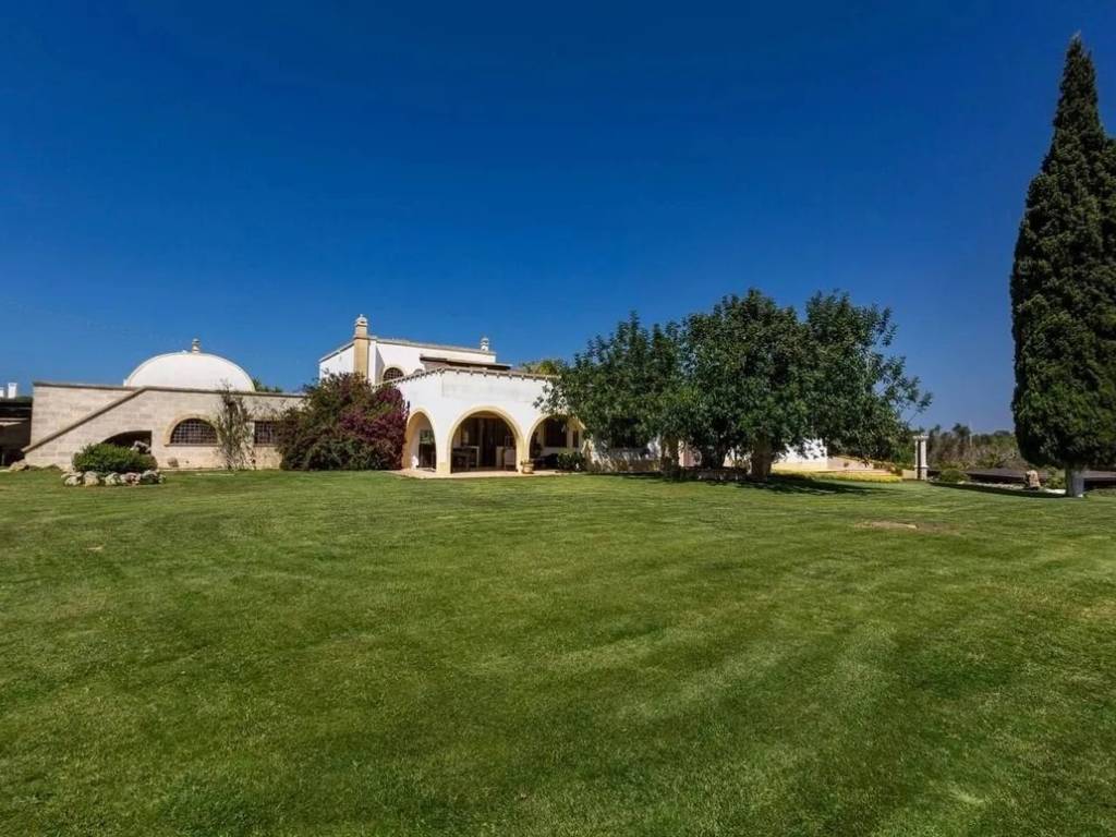 casa indipendente in vendita a Carovigno in zona Serranova