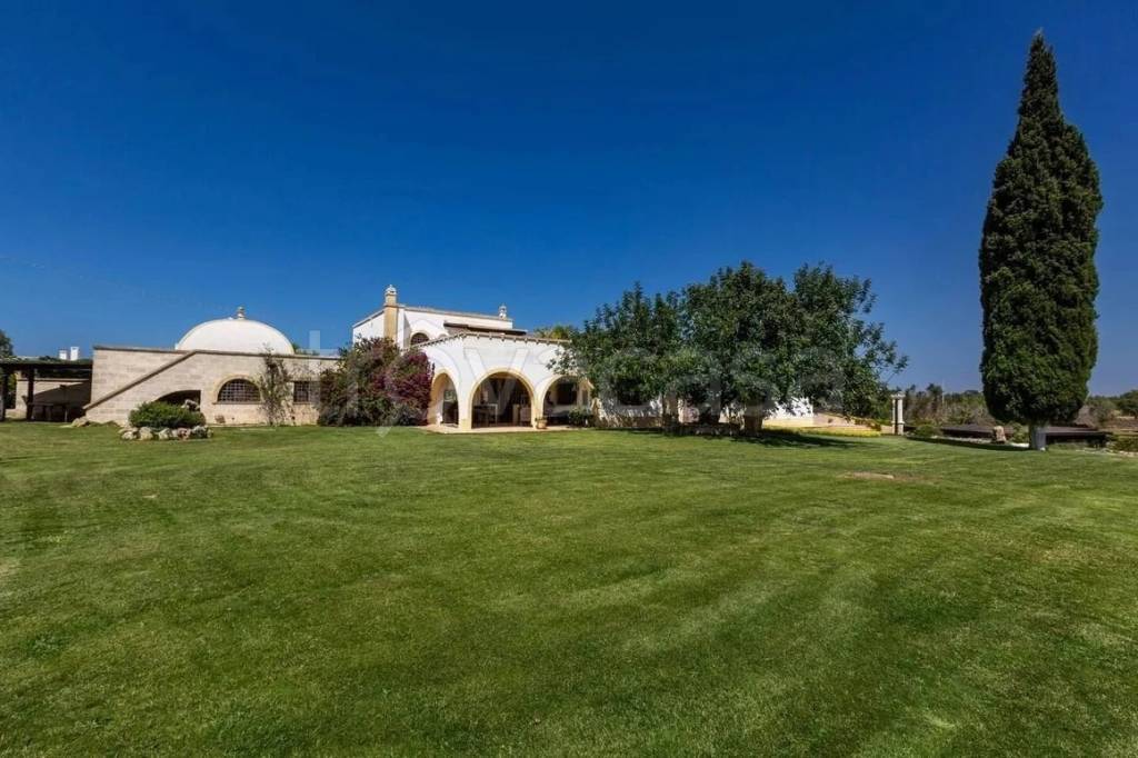 casa indipendente in vendita a Carovigno in zona Serranova