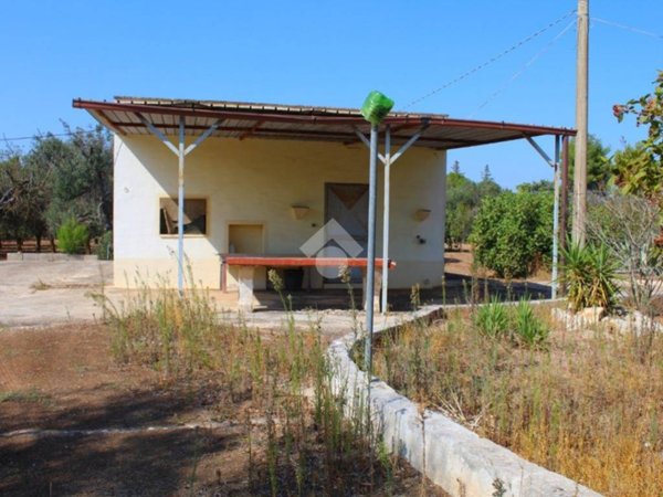 casa indipendente in vendita a Carovigno in zona Serranova