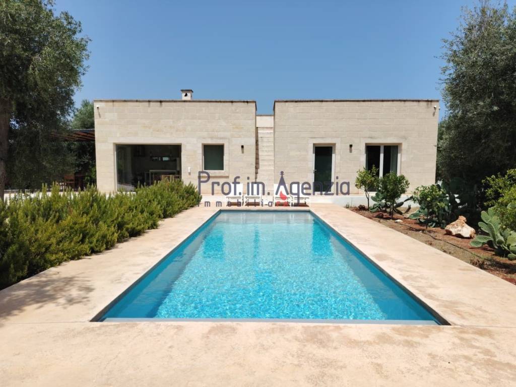 casa indipendente in vendita a Carovigno