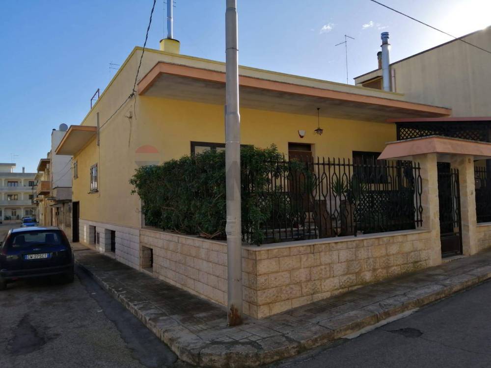 casa indipendente in vendita a Carovigno