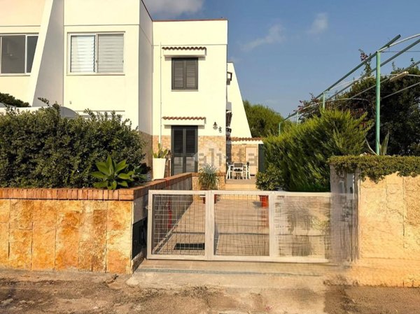 appartamento in vendita a Carovigno in zona Serranova