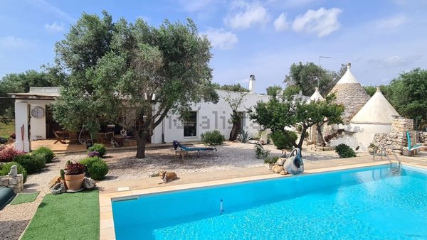 trullo in vendita a Carovigno in zona Serranova