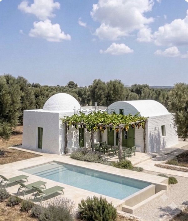 casa indipendente in vendita a Carovigno