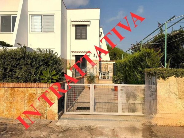 appartamento in vendita a Carovigno in zona Serranova