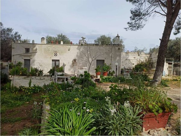 appartamento in vendita a Carovigno in zona Serranova