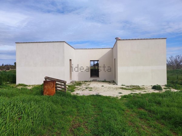 casa indipendente in vendita a Carovigno in zona Serranova