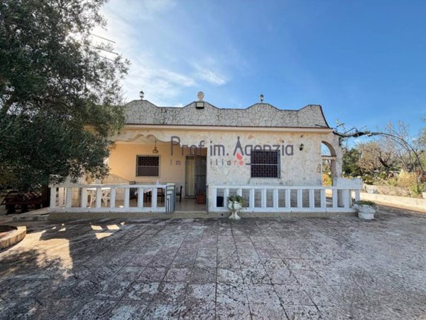 casa indipendente in vendita a Carovigno in zona Serranova
