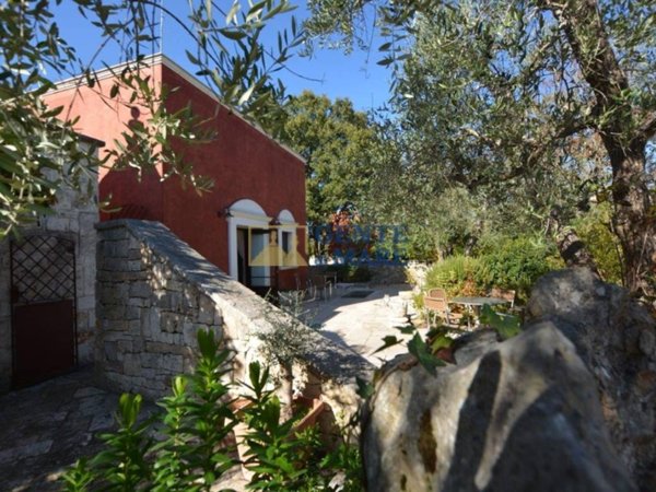 casa indipendente in vendita a Ceglie Messapica