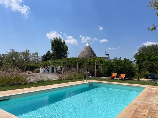pentavano in vendita a Ceglie Messapica