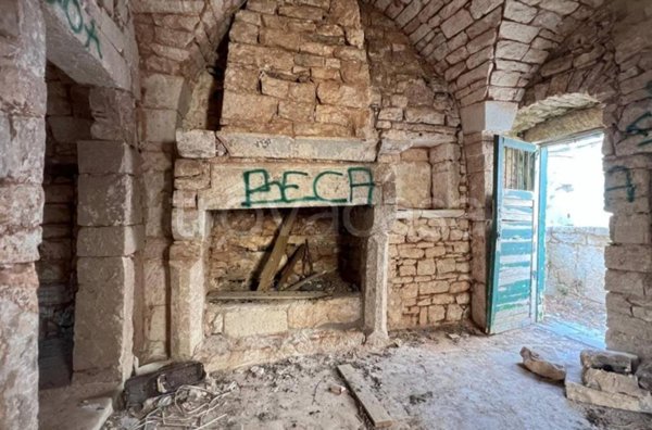 casa indipendente in vendita a Ceglie Messapica
