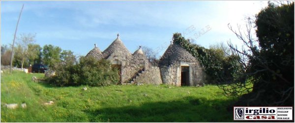 pentavano in vendita a Ceglie Messapica