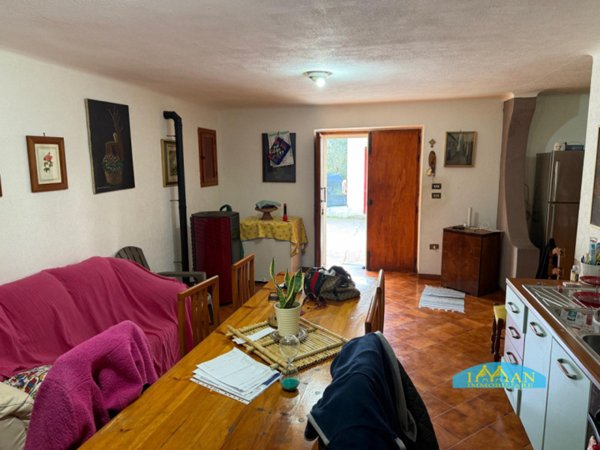 casa indipendente in vendita a Ceglie Messapica