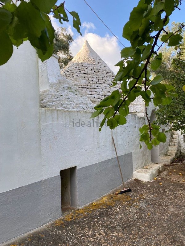pentavano in vendita a Ceglie Messapica