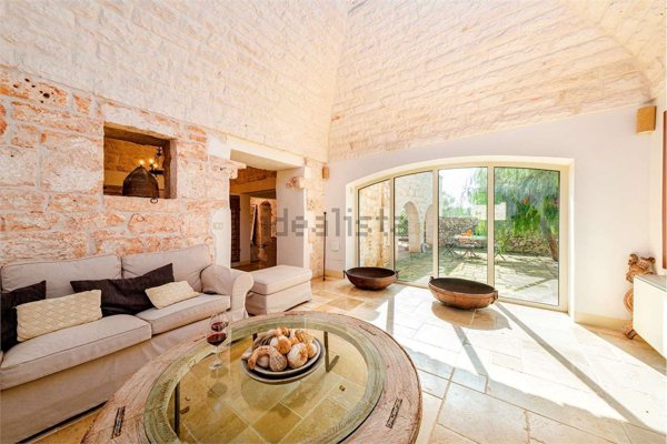 casa indipendente in vendita a Ceglie Messapica