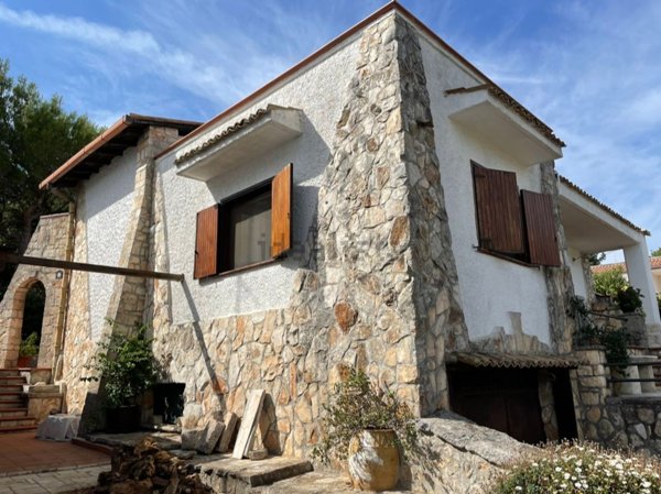 casa indipendente in vendita a Ceglie Messapica