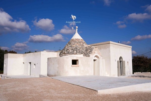 esavano in vendita a Ceglie Messapica