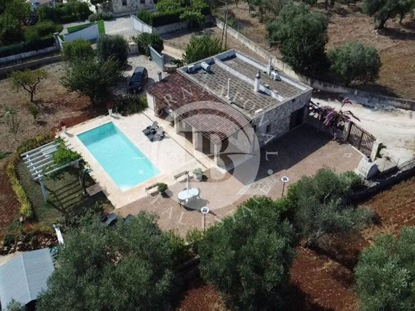 casa indipendente in vendita a Ceglie Messapica