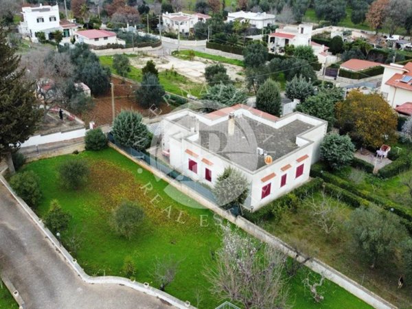 casa indipendente in vendita a Ceglie Messapica