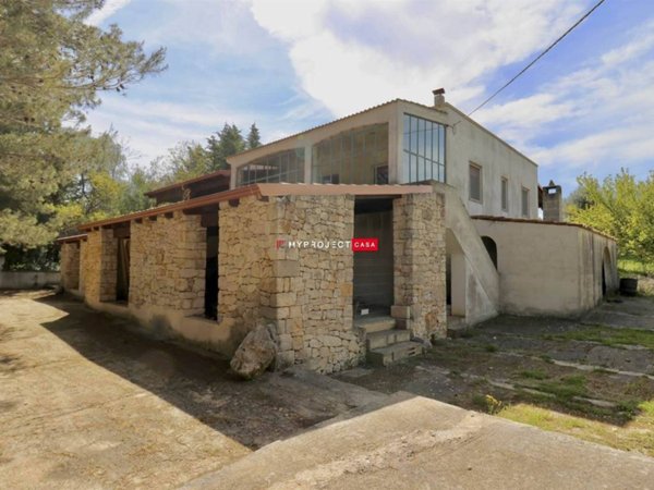 casa indipendente in vendita a Ceglie Messapica