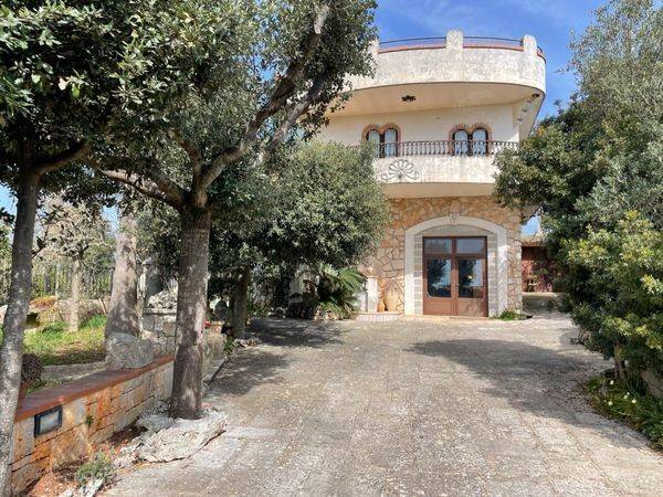 casa indipendente in vendita a Ceglie Messapica