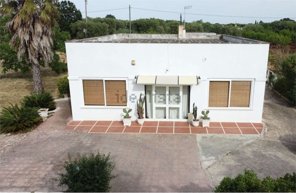 casa indipendente in vendita a Ceglie Messapica