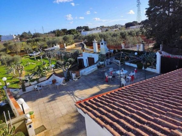 casa indipendente in vendita a Ceglie Messapica