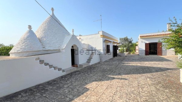 pentavano in vendita a Ceglie Messapica