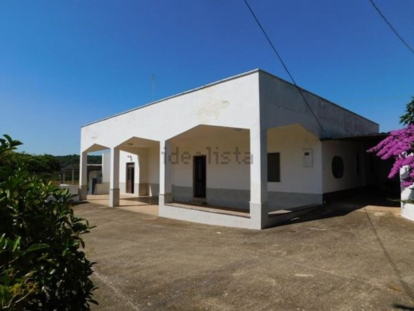 casa indipendente in vendita a Ceglie Messapica